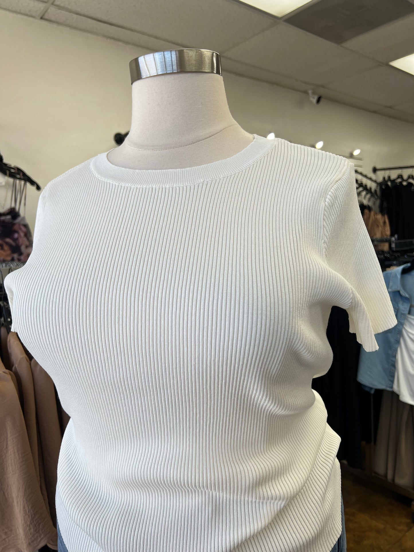 Solid Ribbed Top